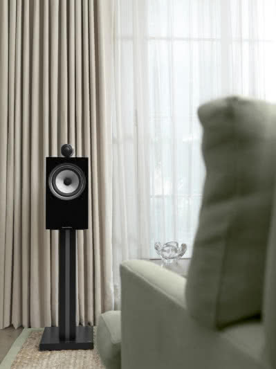 Bowers & Wilkins 705S2
