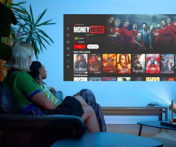 Jeden mobilny, drugi dla biznesu. XGIMI prezentuje nowe projektory - Vibe One i Titan