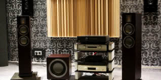 Prezentacja najnowszego subwoofera firmy Audiovector model QR w salonie Hifistation