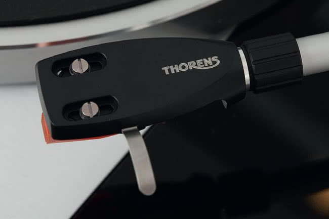  Główkę (mocowaną do rurki za pomocą standardowego złącza) przygotował dla Thorensa specjalista – firma SME.