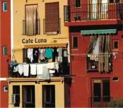 Cafe Luna