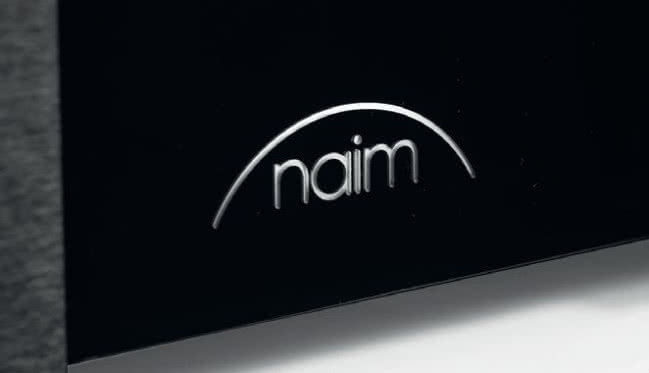W najnowszych urządzeniach Naima zielone podświetlenie zastąpiono neutralnym – białym.