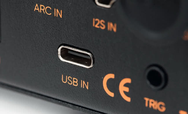 Za najważniejsze wejście cyfrowe wypada uznać USB-C, chociaż I2S nie ustępuje mu w maksymalnych parametrach przyjmowanych sygnałów.