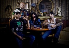 acid_drinkers_max_01 acid_drinkers_max_01