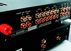 Audiolab 8000SE 6 wej��, wyj�cie z preampu i wej�cie na ko�c�wk�, 3 wyj�cia do nagrywania.