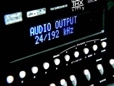 Anthem  P5 Anthem posiada unikaln� umiej�tno��
upsamplowania wszystkich kana��w ze
wszystkich �r�de� (tak�e Dolby Digital
i DTS) do postaci 24/192.