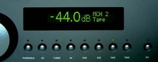 Arcam FMJ A32 Wy�wietlacz A32 jest wyra�ny
i czytelny, wyj�tkowa jest
mo�liwo�� ustawienia du�ego,
alfanumerycznego odczytu
poziomu wzmocnienia.