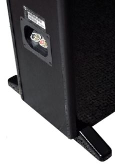 Boston Acoustic A250 N�ki rozszerzaj�ce
punkty podparcia
znajduj� si� tylko
z ty�u - to ciekawe
i praktyczne rozwi�zanie,
gdy�
wystarcza do
zapewnienia
kolumnie dobrej
stabilno�ci.