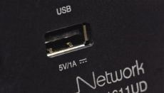 Denon  DBP-1611UD  Gniazdo USB - w Denonie wa�na rzecz, poniewa� z
pendrajwa odtworzymy pliki audio i wideo wysokiej
rozdzielczo�ci.