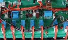 Luxman C-600F + M-600A Wyb�r wej�� powierzono przeka�nikom.