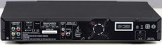Marantz BD7003 Wyposa�enie w gniazda podstawowe; w praktyce pojedynczy kabel HDMI mo�e wszystko
za�atwi�.