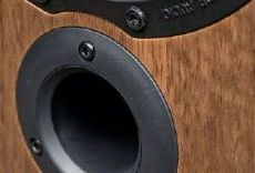 Monitor Audio MR 4 Monitor Audio oferuje staranne projekty,
pe�ne 