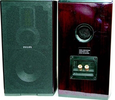 Philips MCD-908 Zespo�y g�o�nikowe
robi� doskona�e
wra�enie ju�
samym wygl�dem.
Maskownica ma
cienk� ramk� - jej
wp�yw na jako��
d�wi�ku b�dzie
minimalny.
