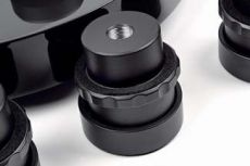 Pro-Ject RPM 9.2 Solidne, �wietnie wykonane stopy z magnetycznym
odsprz�gni�ciem.