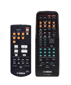 Yamaha  RX-797  Nawet w do��czonych akcesoriach wida