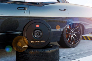 Aktywny subwoofer JBL Bass Pro Hub