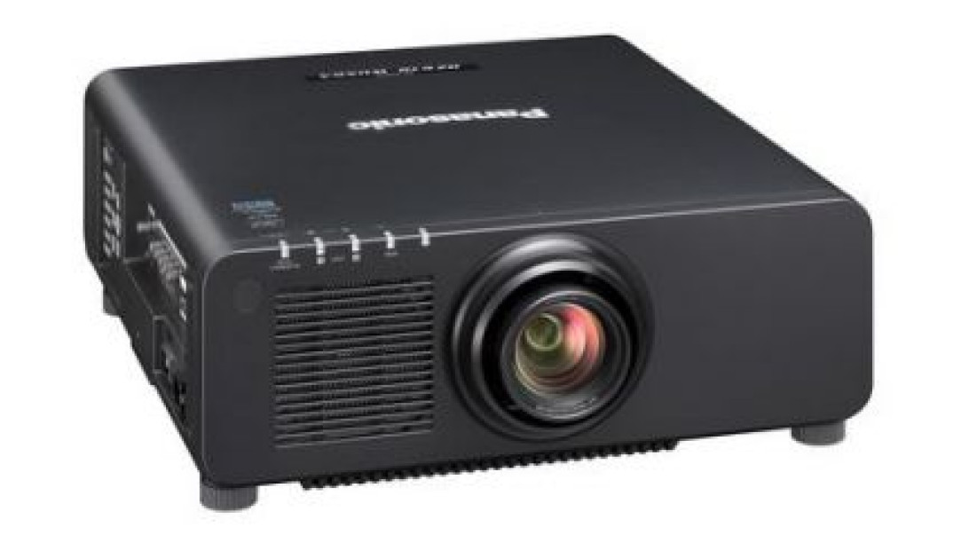 Nowe projektory Panasonic z serii Solid Shine
