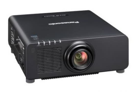 Nowe projektory Panasonic z serii Solid Shine