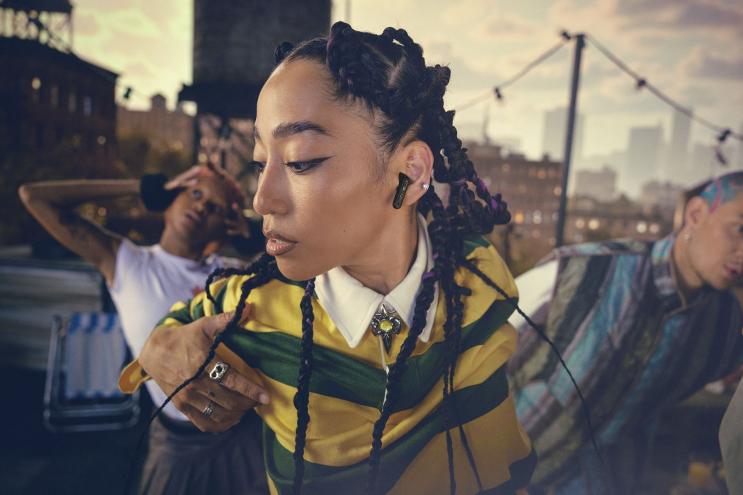 Słuchawki JBL Tune Beam 2 - redukcja hałasu i 48 h pracy