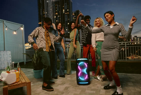 JBL PartyBox Stage 320 – imprezowy głośnik na kółkach