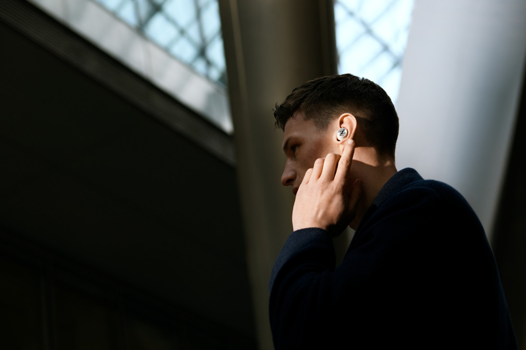 Słuchawki Sennheiser Momentum True Wireless 2 w kolorze białym