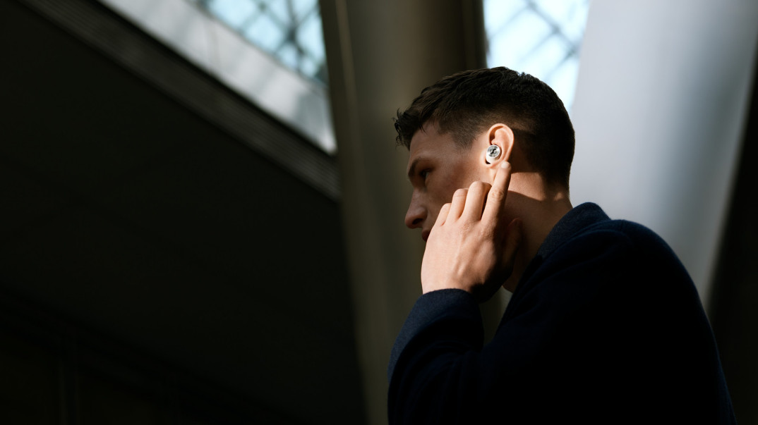 Słuchawki Sennheiser Momentum True Wireless 2 w kolorze białym