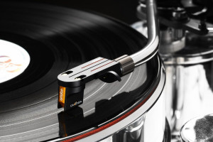 E.I.C. dystrybutorem produktów marki Ortofon