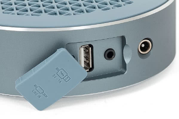 Do Katch G2 podłączymy także źródło analogowe; złącze USB pełni rolę tzw. power-banku