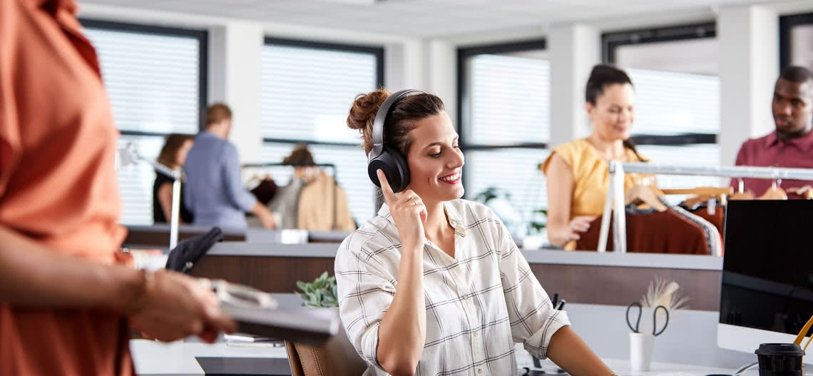 Słuchawki Philips PH805 z systemem aktywnej redukcji szumów