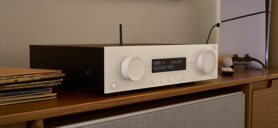  Wzmacniacze wielokanałowe JBL z polskim menu