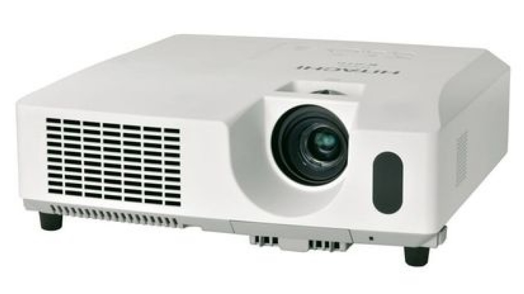Projektory LCD od Hitachi