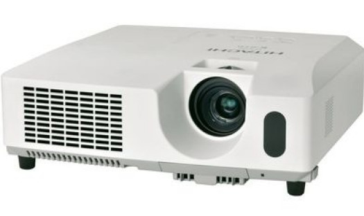 Projektory LCD od Hitachi