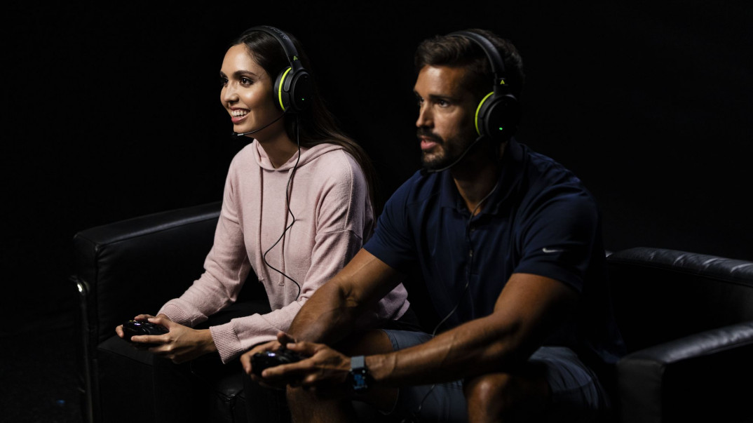 Bezprzewodowy zestaw słuchawkowy Audeze Penrose dla konsol Xbox i PlayStation