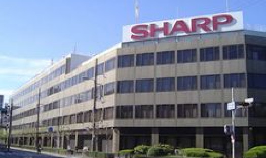 Chiny pomagają Sharpowi w kłopotach