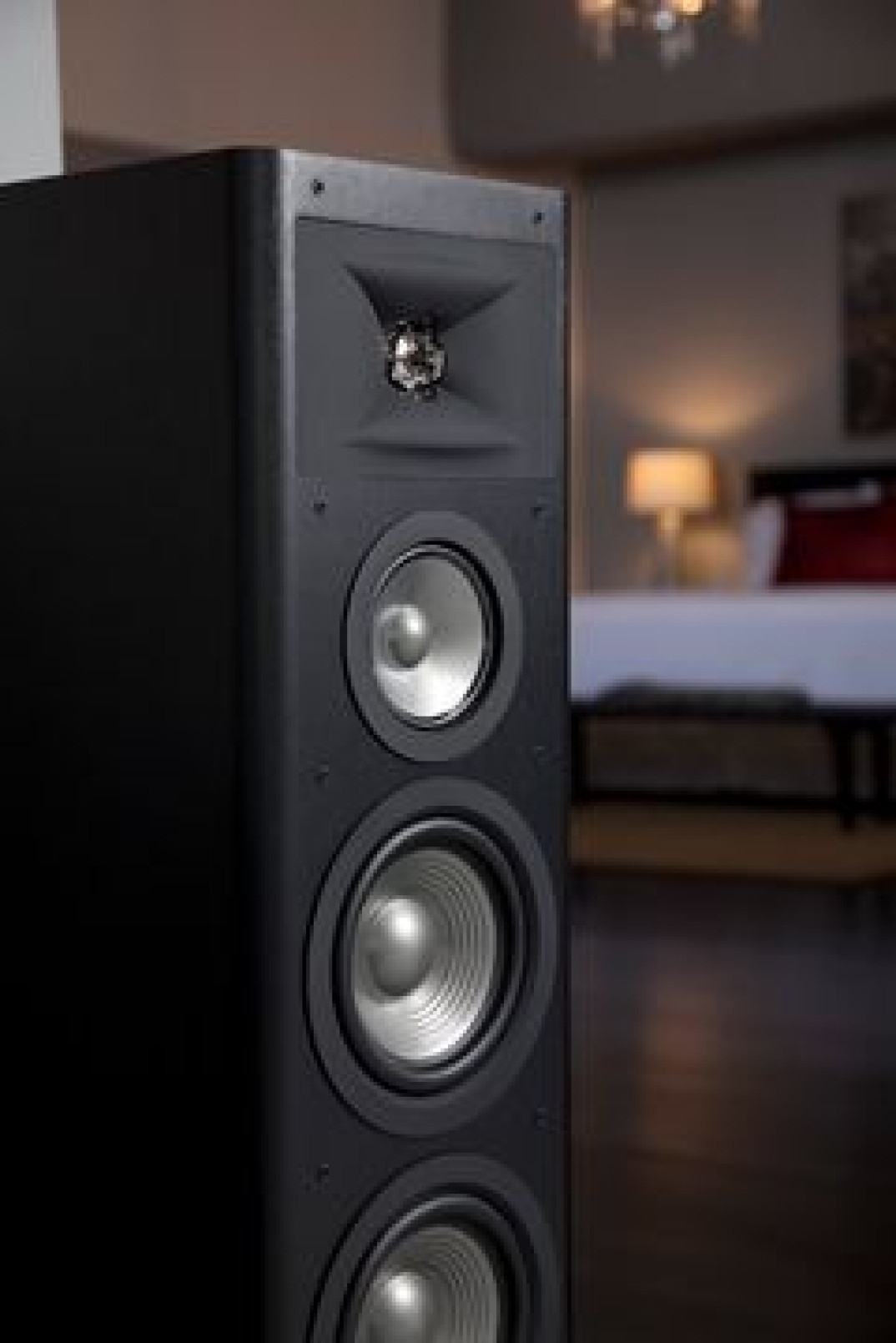 Odsłuchy kolumn JBL Studio 2 w katowickim salonie Comfort AV