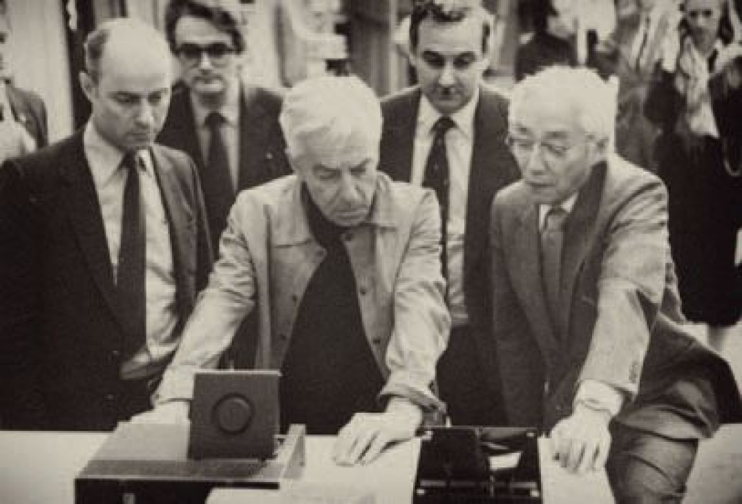 Analogowo rzecz ujmując