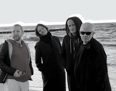 Świetliki w styczniu w warszawskiej Stodole