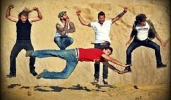 Luxtorpeda prezentuje trzy nowe piosenki z nadchodzącej płyty