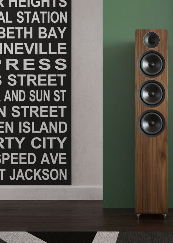 Nowe kolumny głośnikowe Acoustic Energy AE320