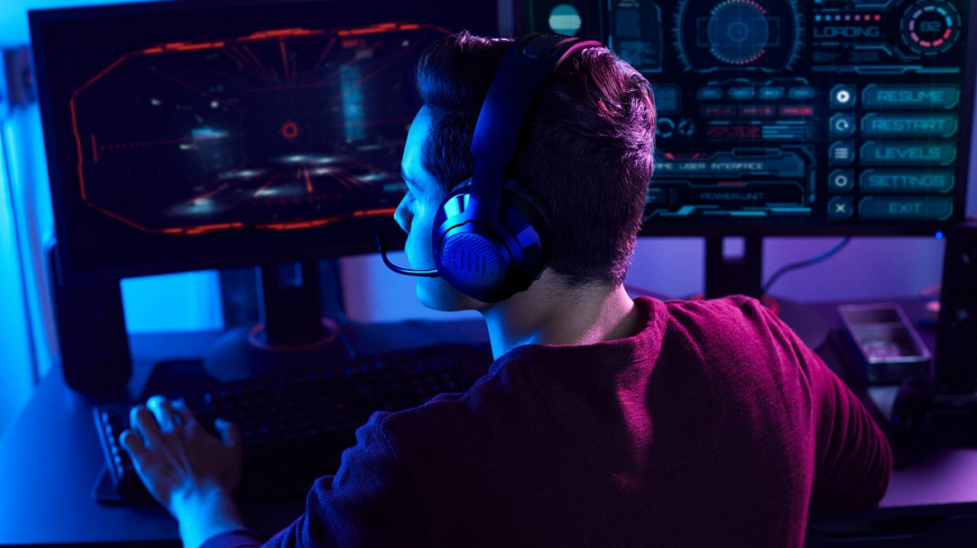 Bezprzewodowy zestaw słuchawkowy do gier JBL Quantum 350 Wireless 