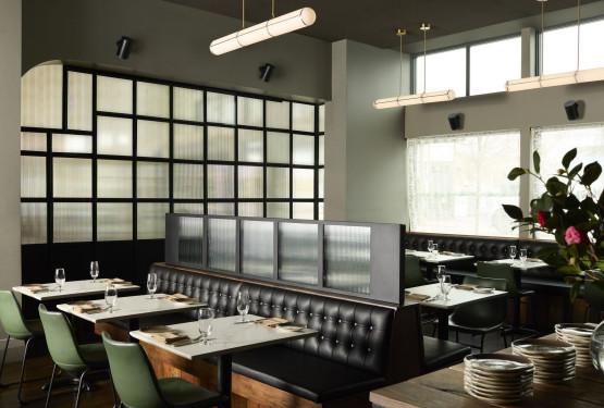 Sonos Era 100 Pro – głośnik do montażu w przestrzeniach komercyjnych i mieszkalnych