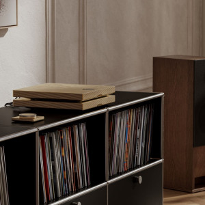 Wzmacniacz zintegrowany Devialet Astra - 2 x 300 W mocy i bogaty zestaw funkcji