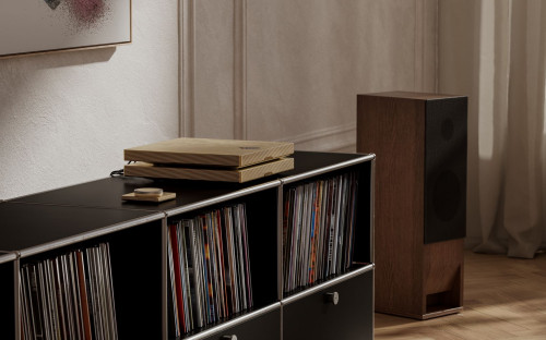 Wzmacniacz zintegrowany Devialet Astra - 2 x 300 W mocy i bogaty zestaw funkcji