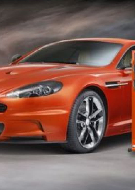 Kolorowe zestawy głośnikowe ELAC