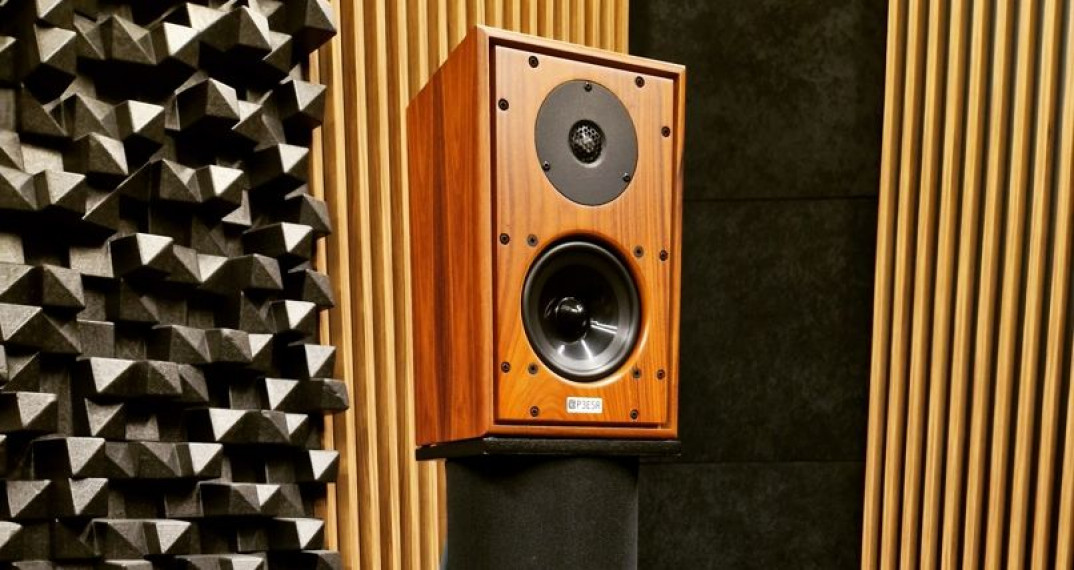 Aktywne standy do monitorów Harbethh P3-ESR w salonie audioplaza.pl - trwają odsłuchy