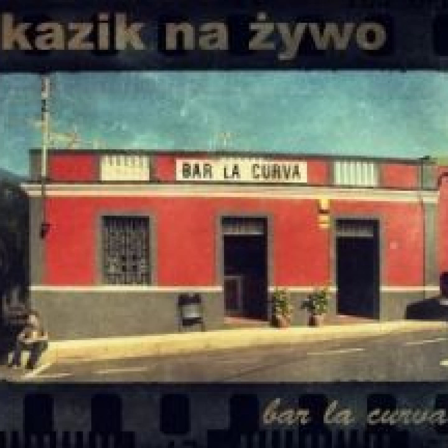 Bar La Curva / Plamy Na Słońcu