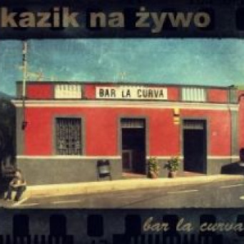 Bar La Curva / Plamy Na Słońcu