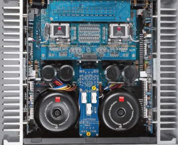 Co to jest konstrukcja dual-mono i jakie są jej zalety?