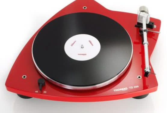 Gramofon Thorens TD209 w salonie Q21 z Pabianic