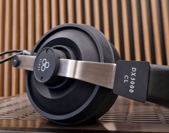 Salony audioplaza.pl testują słuchawki Final Audio DX3000CL. Przyjdź i posłuchaj